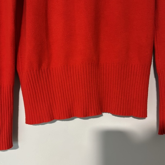 French Connection Sweater size small - Picture 8 of 10